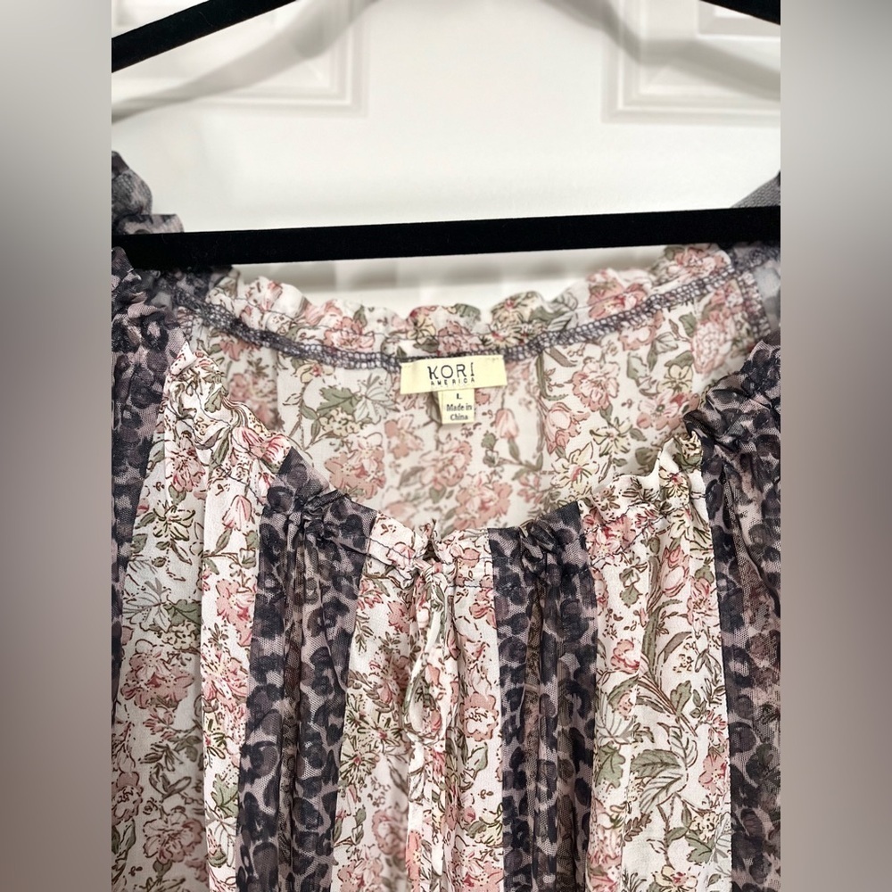 Floral Leopard Tunic - Picture 3 of 3